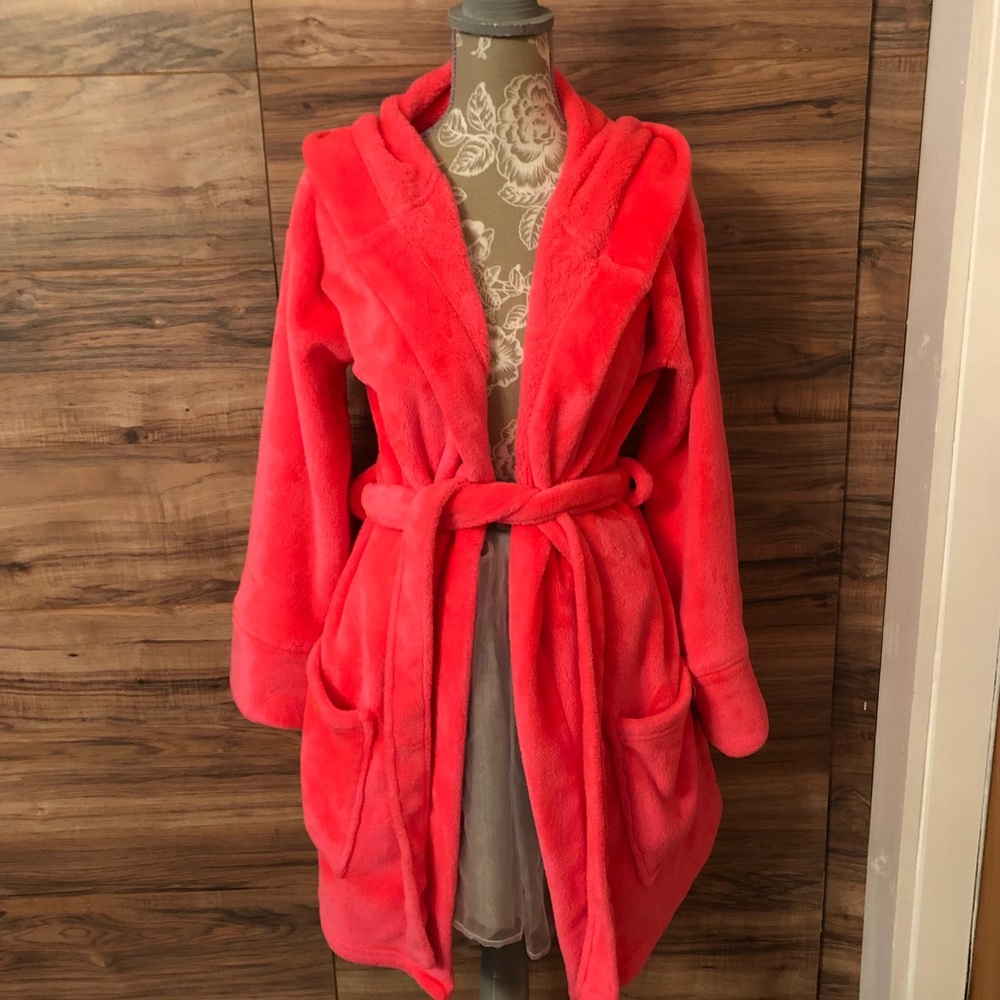 VICTORIA SECRET PINK ROBE